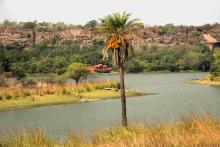  Lavish Lake & Fort